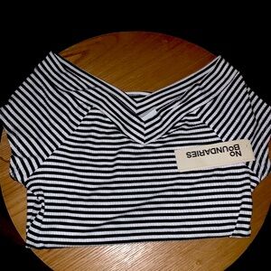BNWT | No Bounderies White & Black striped Blouse